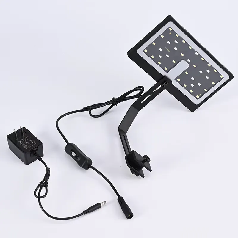 Planted Aquarium Hours - Mała lampa LED do akwarium 12W,